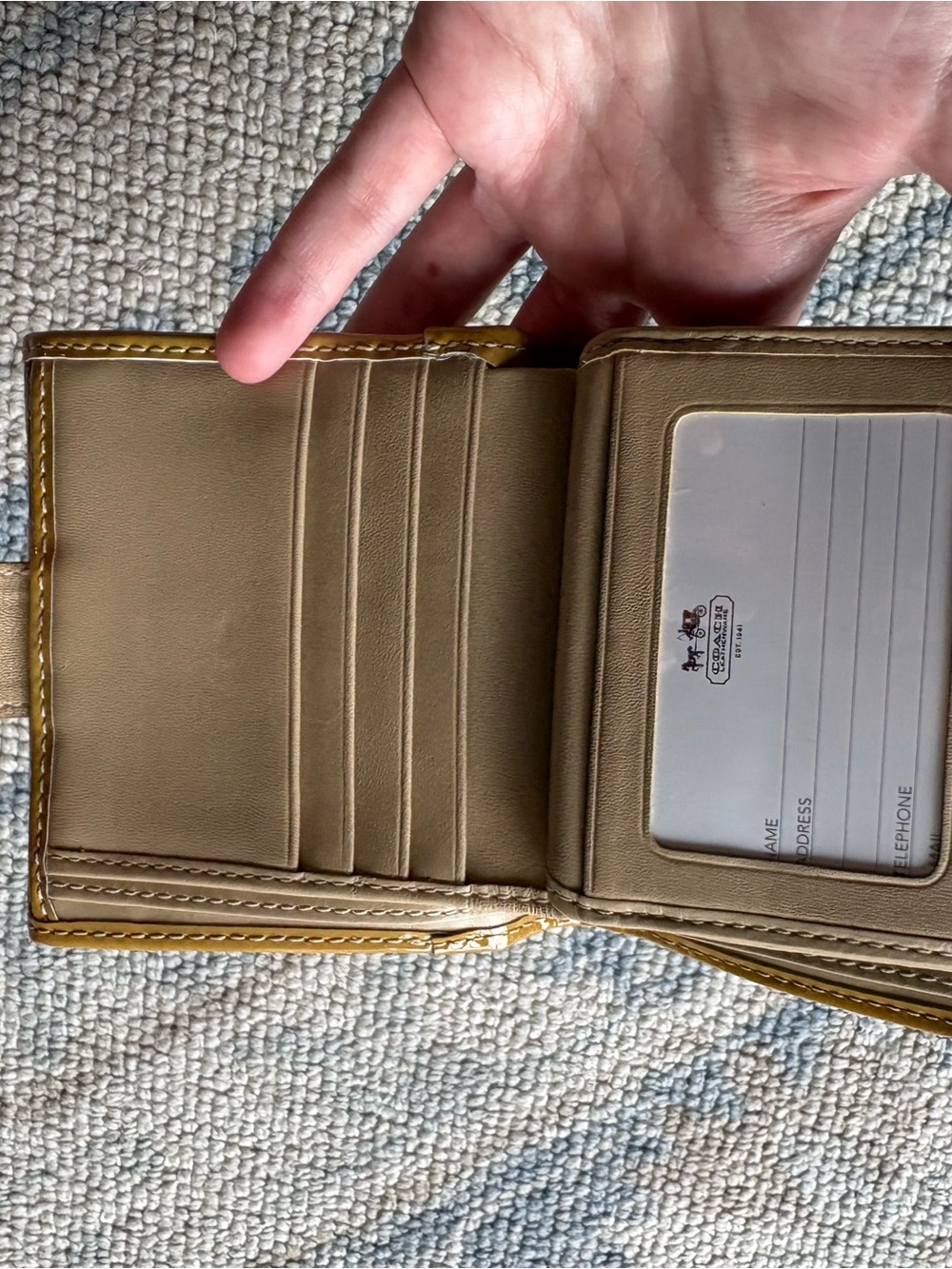 Coach Wallet in Signature Jacquard - Picture 6 of 7